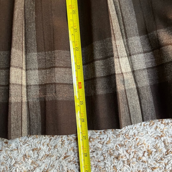 Bundle of 3 Vintage A-Line Skirts | Dark Academia | Neutral Brown, Tan, Grey - Picture 14 of 15